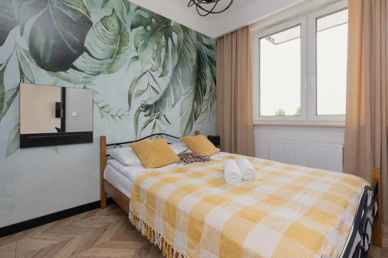 Home Factory Estate Praga Kotsisa By Noclegi Renters Warszawa